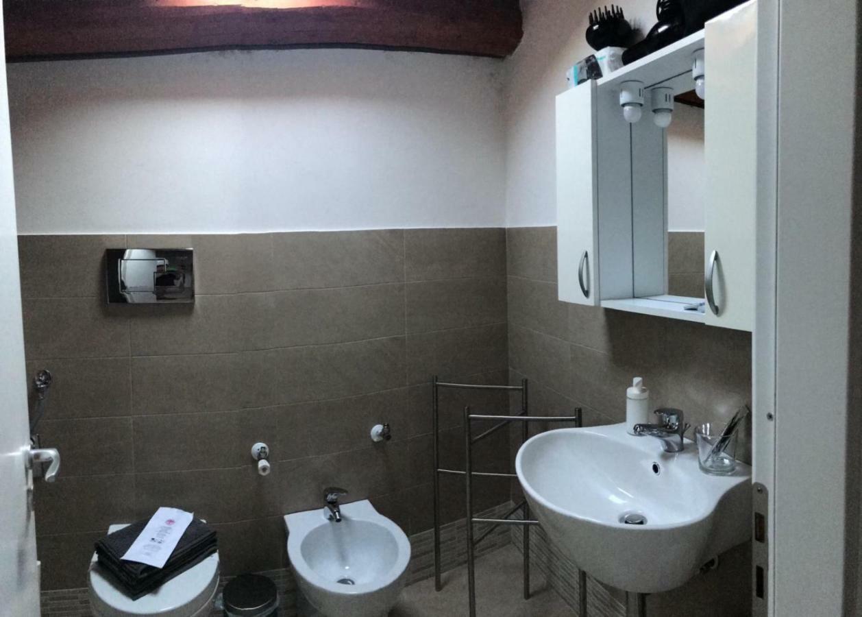 הוילה פלאצולו אקריידה A Casa Da Anita מראה חיצוני תמונה